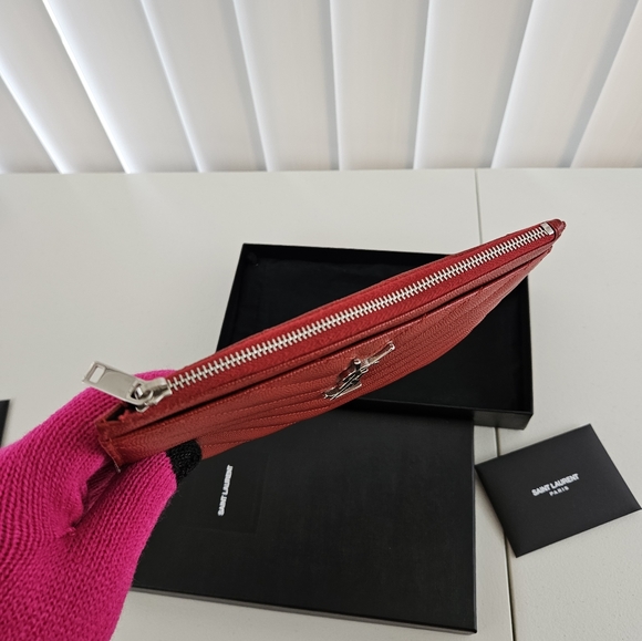 YSL POUCH - Picture 11 of 14